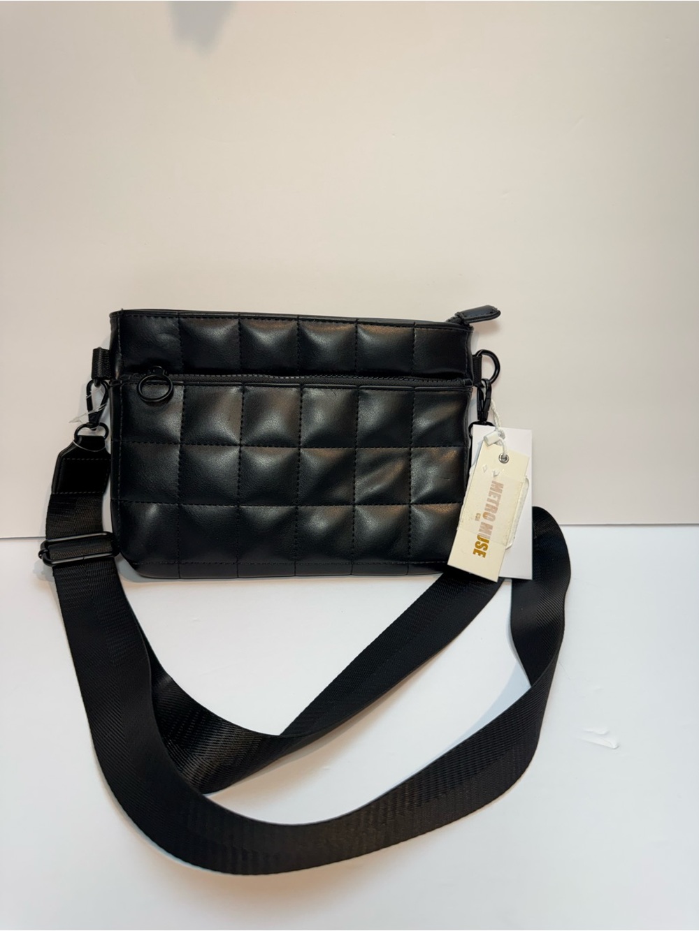 Black Metro Muse Purse - Peta approved - Vegan
